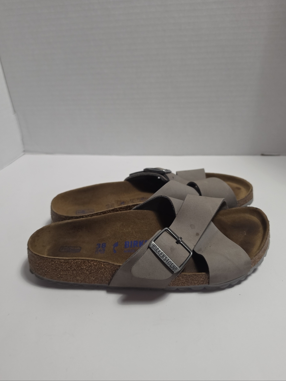 Birkenstock Siena Sandals 38, US 7 Casual - Picture 3 of 9